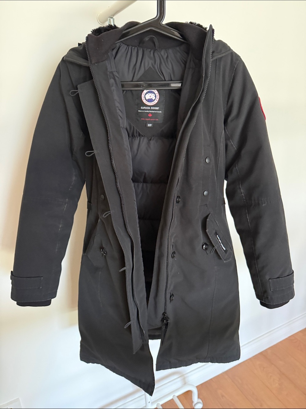 Canada Goose Women Black Parka with Hooded Collar